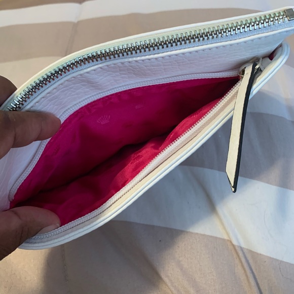 Wristlet - Picture 3 of 5